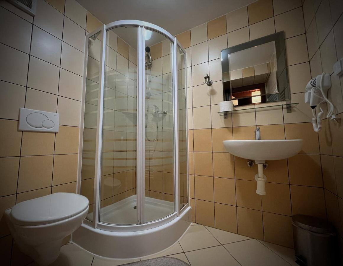 Penzión Pri Kaštieli Záturčie Martin Exterior foto